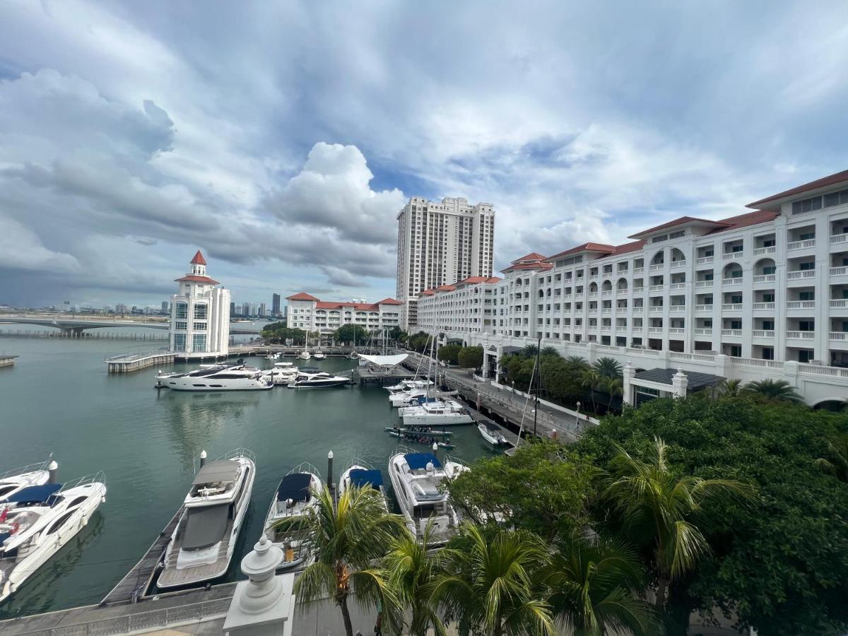 2Beds Seaview Straits Quay Comes With Carpark And Hothub Bagan Jermal Eksteriør billede