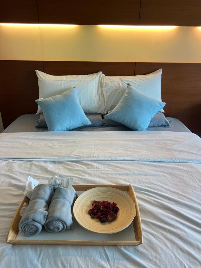 2Beds Seaview Straits Quay Comes With Carpark And Hothub Bagan Jermal Eksteriør billede