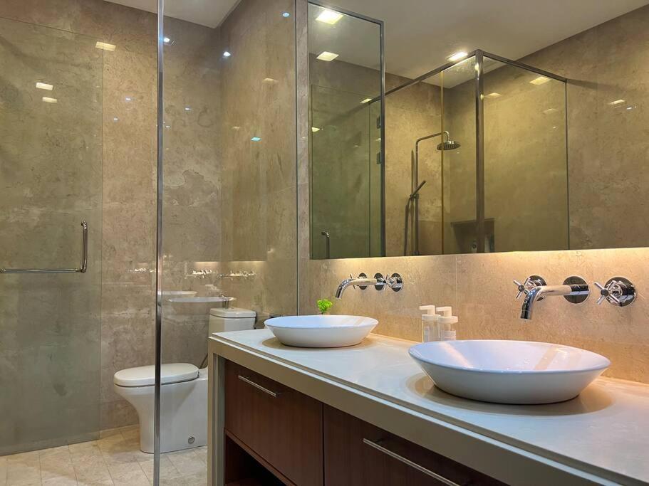 2Beds Seaview Straits Quay Comes With Carpark And Hothub Bagan Jermal Eksteriør billede