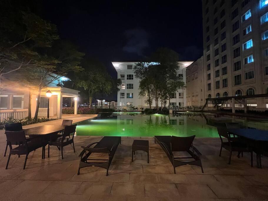 2Beds Seaview Straits Quay Comes With Carpark And Hothub Bagan Jermal Eksteriør billede